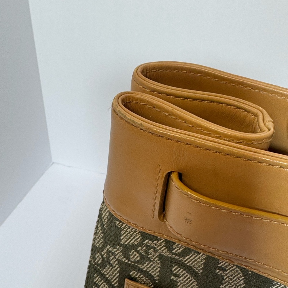 Dior Beige and Green Canvas Bag - Picture 5 of 13